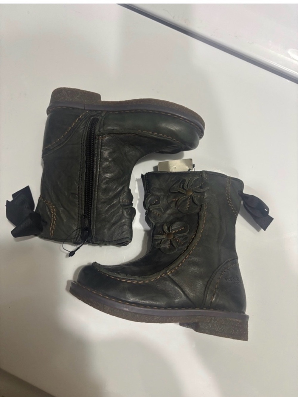 Next toddler girls size 6 boots NWT